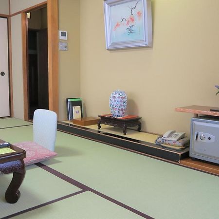 Kinugawa Kokusai Hotel Никко Экстерьер фото