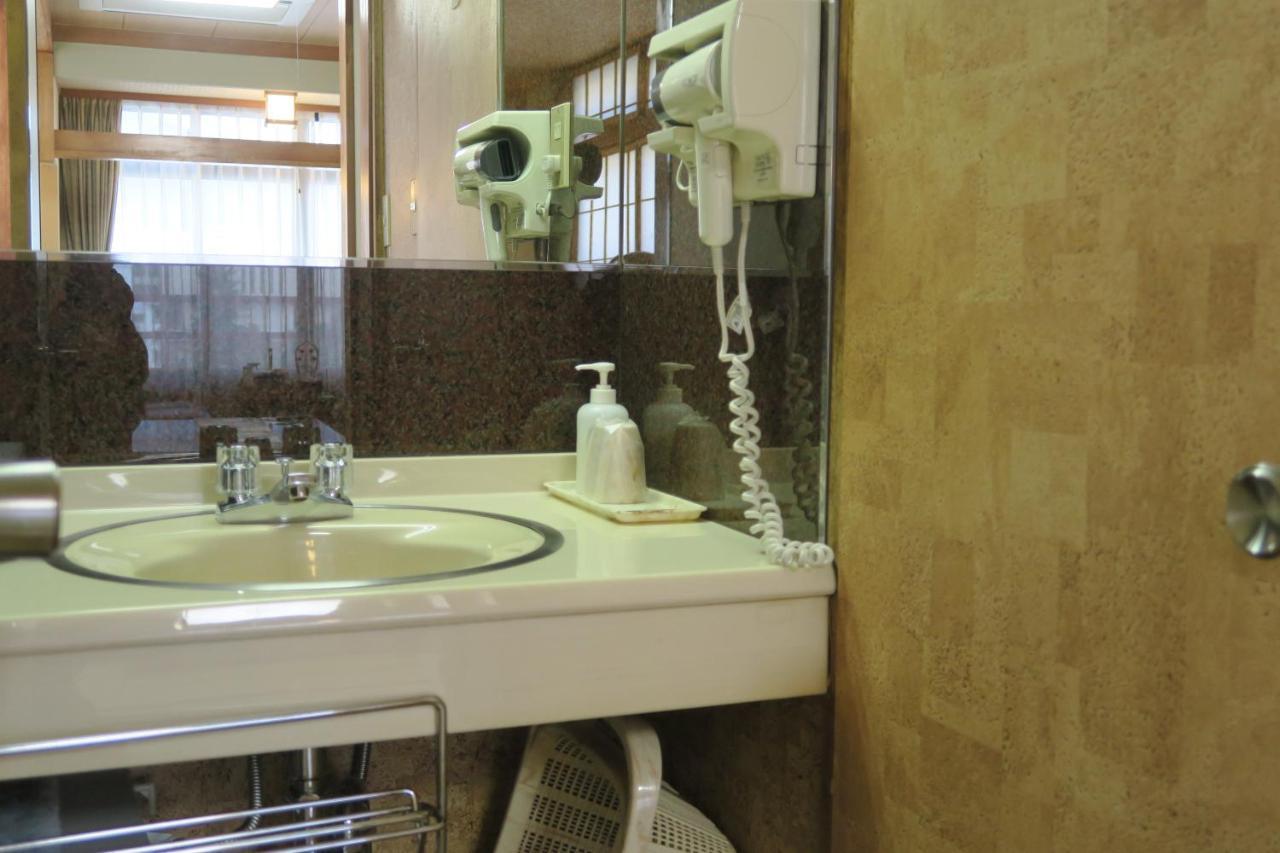 Kinugawa Kokusai Hotel Никко Экстерьер фото
