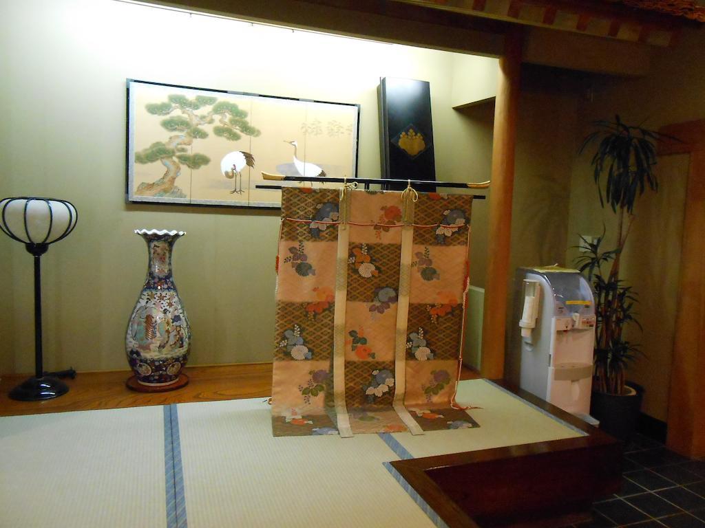 Kinugawa Kokusai Hotel Никко Экстерьер фото