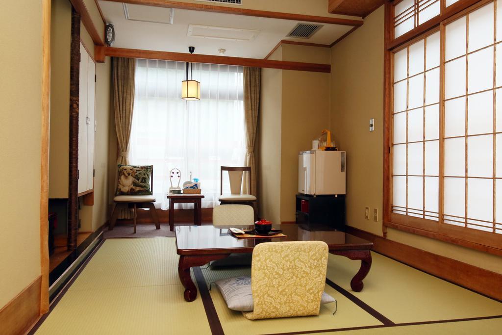 Kinugawa Kokusai Hotel Никко Экстерьер фото